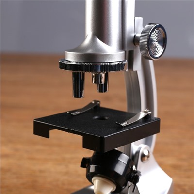 Микроскоп, кратность увеличения 450х, 200х, 100х, с подсветкой, 2АА