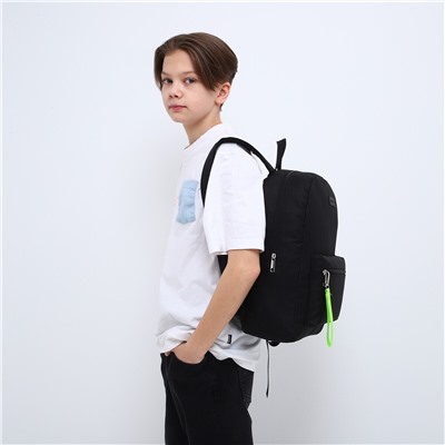 Рюкзак школьный текстильный со брелком стропой, 38х29х11 см, черный NAZAMOK