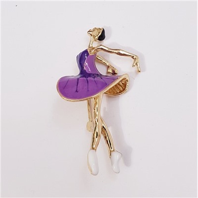 Брошь "Балерина" с эмалью в позолоте, цвет эмали фиолетовый, арт. 748.305