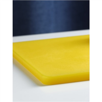 Доска профессиональная разделочная доляна, 40×30 см, толщина 1,8 см, цвет желтый Доляна