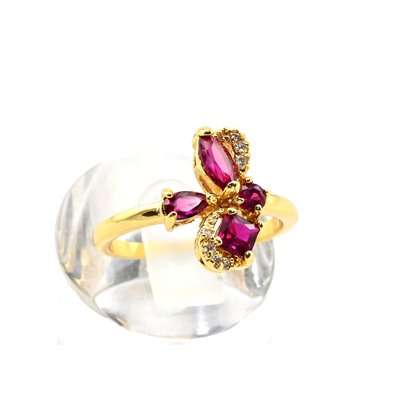 Кольцо женское "Мотылек" с цирконом рубиновым, размер 20