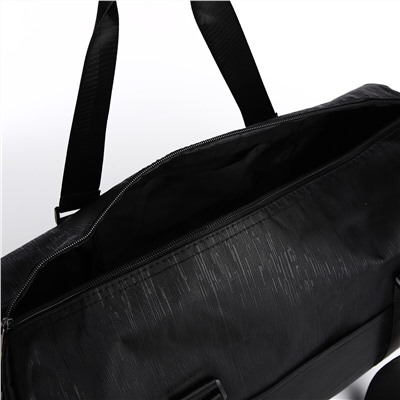 Сумка дорожная на молнии, наружный карман, держатель для чемодана, длинный ремень, цвет черный No brand