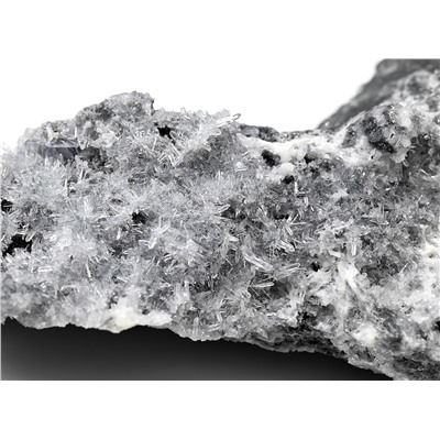 Природный кристалл кварца 129*81*45мм, 470г