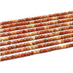 Бусины из коралла оранжевого кубик гр.5мм, 39см, 84 бусины