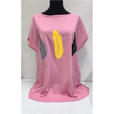 Свободная футболка SIZE PLUS три пера розовая IN